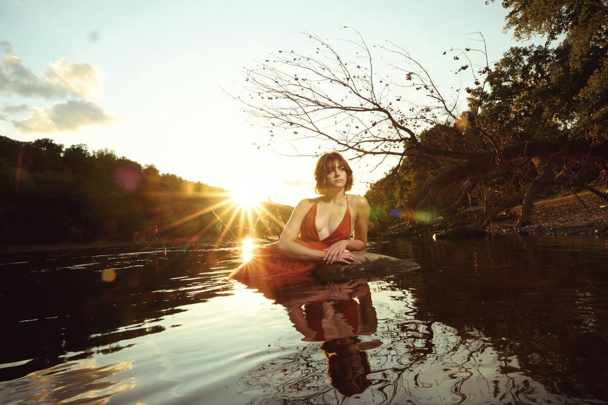 Senior Picture Photographer Capturing Scenic Outdoor Portrait in Golden Hour Light-72