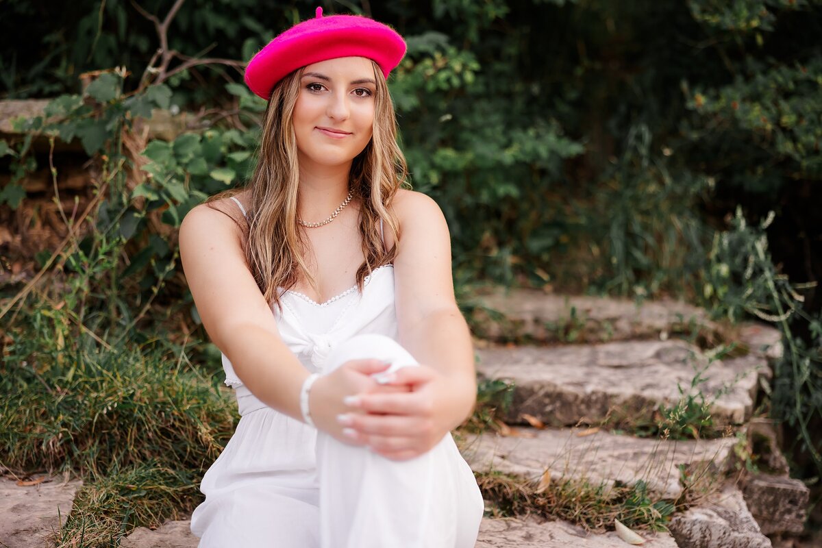 Outdoor Senior Photos Fonfereks Glen Green Bay WI_0289