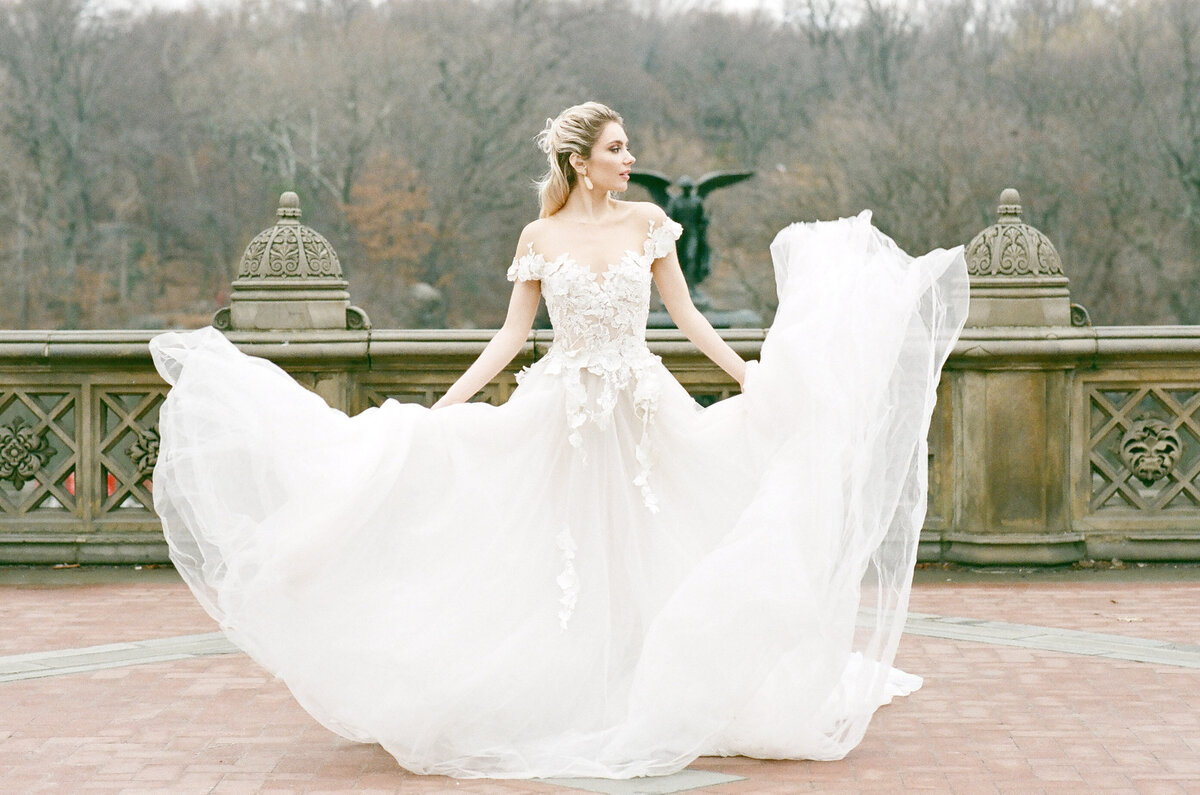 Bridal Portrait in Central Park captured by Reno photographer Simone Jaramillo