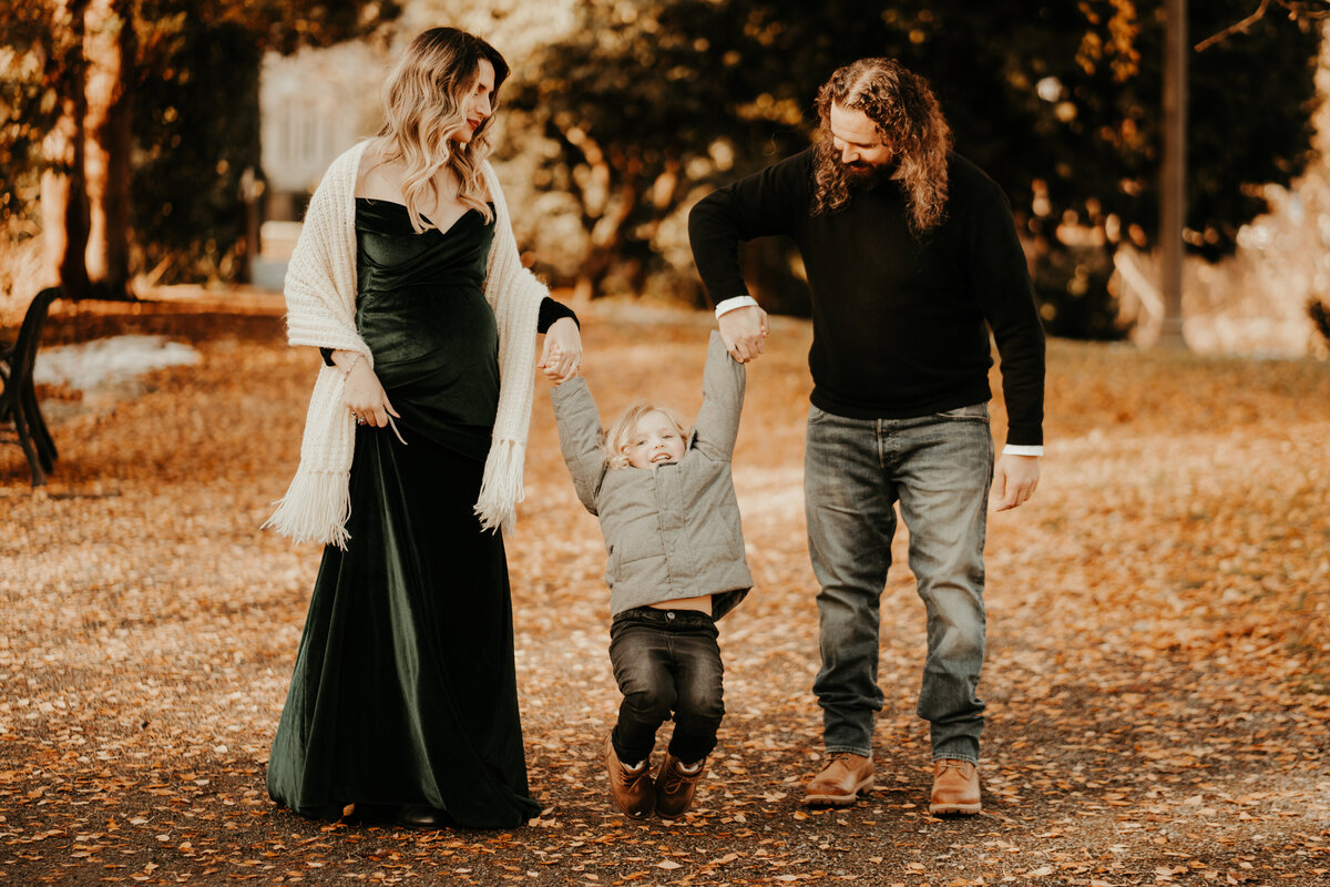 KnottedPinesFamilies48