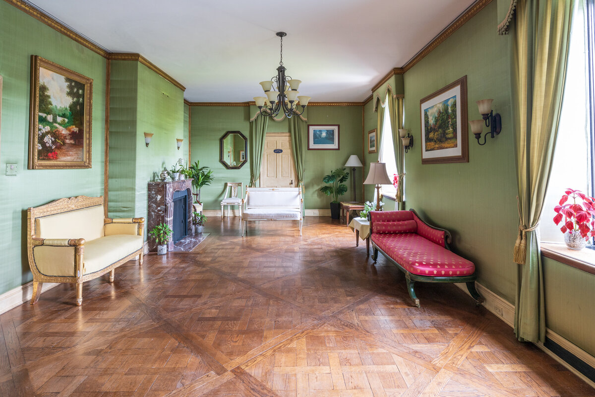 the green room bridal suite getting ready space at jasna polana
