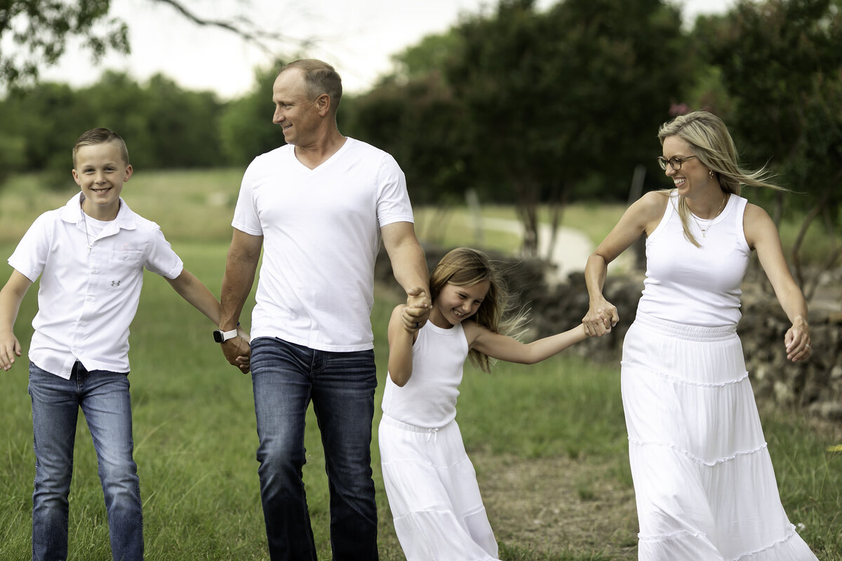 Fort-Worth-family-photographer-chunky-monkey-30