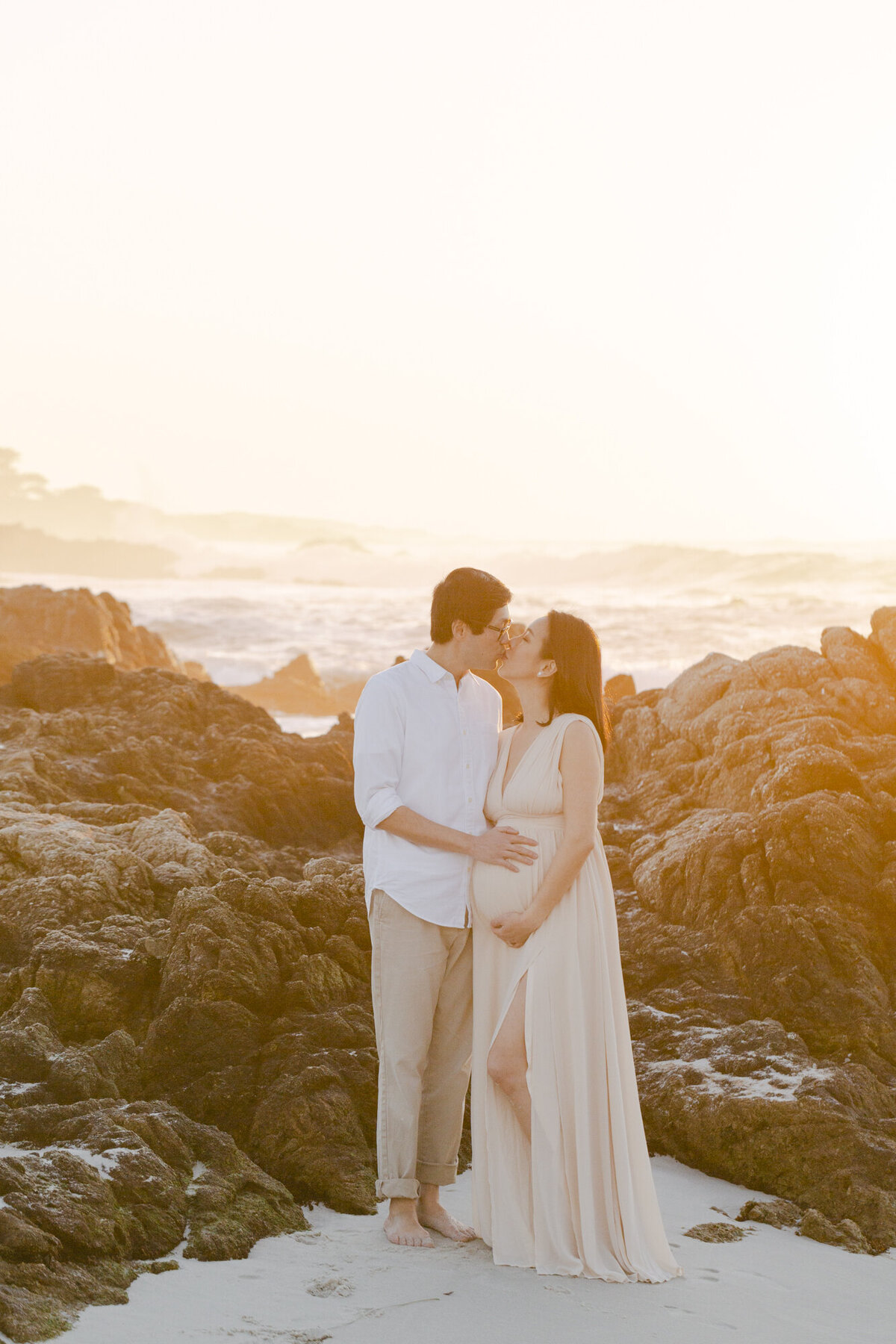 PERRUCCIPHOTO_PEBBLE_BEACH_FAMILY_MATERNITY_SESSION_80