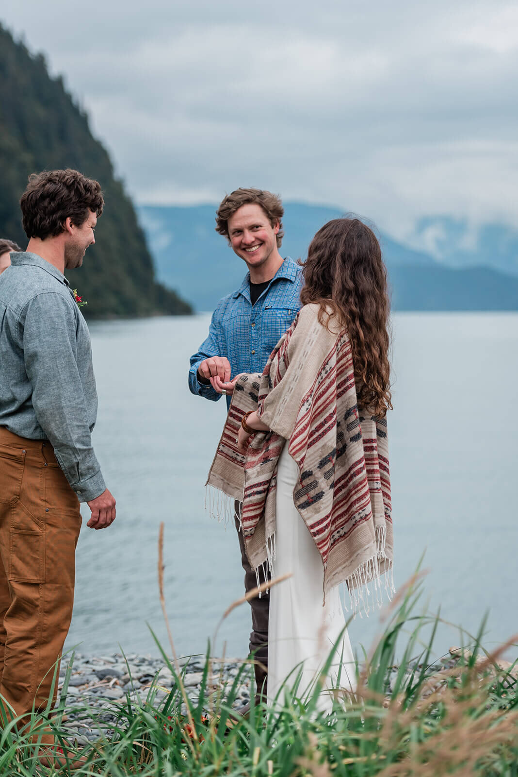 top-photographer-for-luxury-destination-elopements-weddings-in-seward-Soul-and-Sky-Destination-Weddings-4