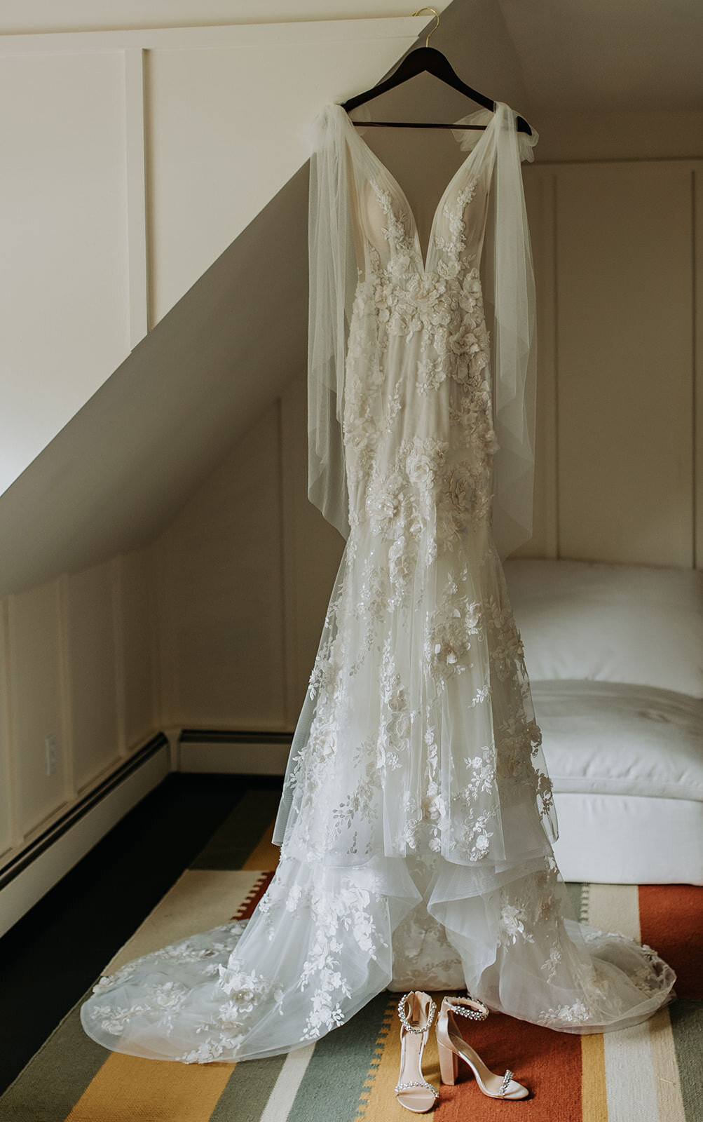 Callicoon-Hills-Wedding-Catskills-Wedding-Planner-Canvas-Weddings-bridal-gown-3