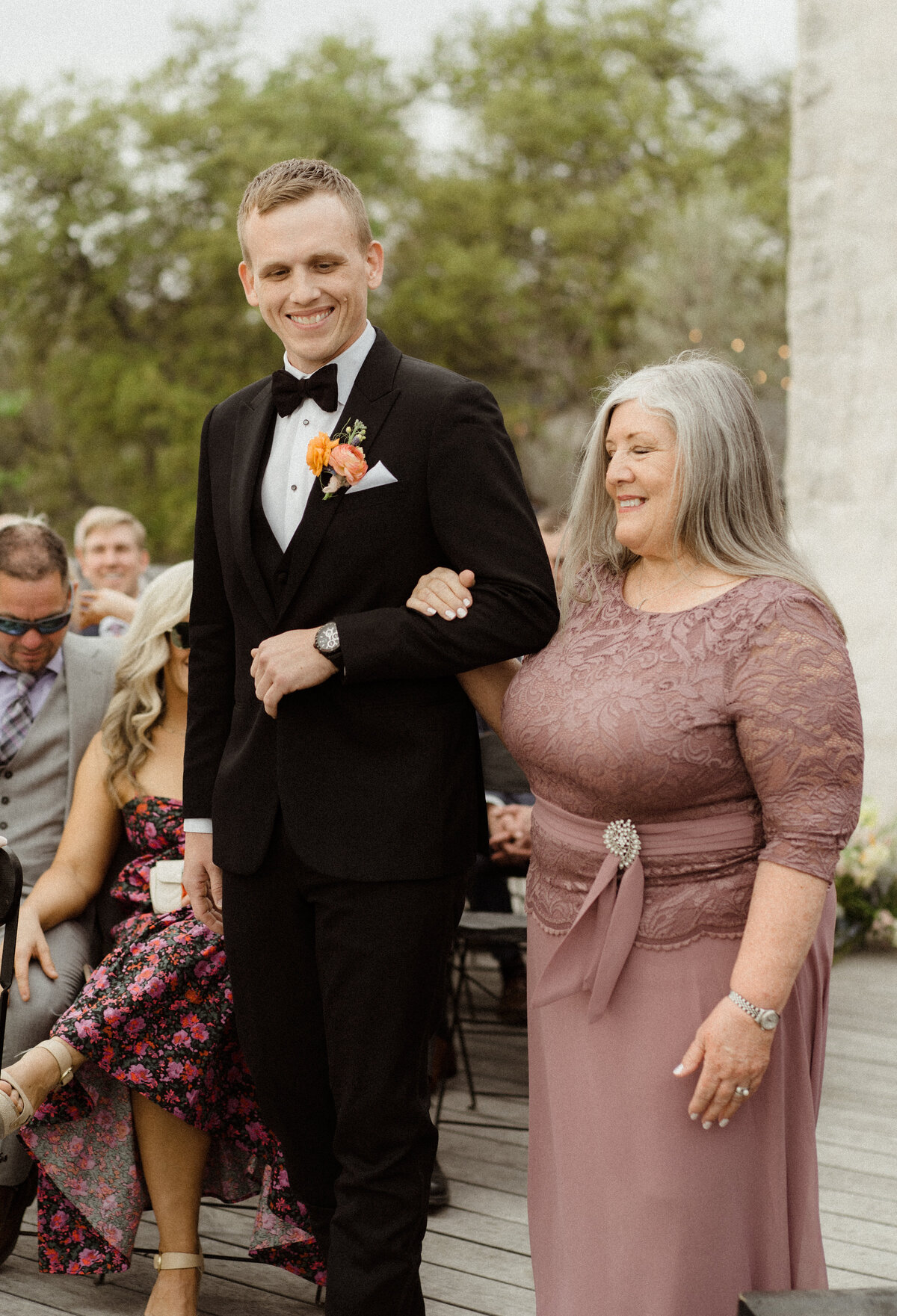 C&R_WED-527