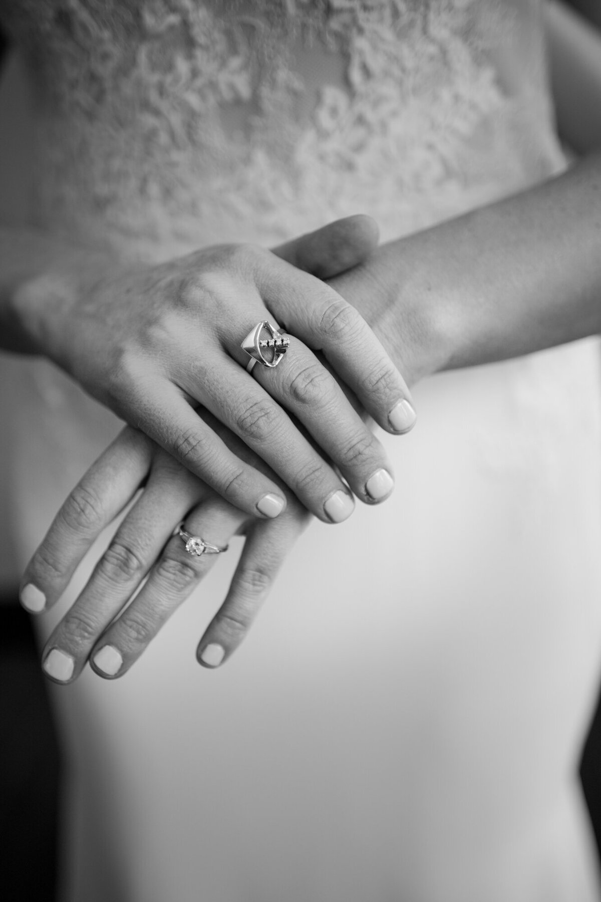 classic-New-york-city-black-and-white-wedding-manhattan-1