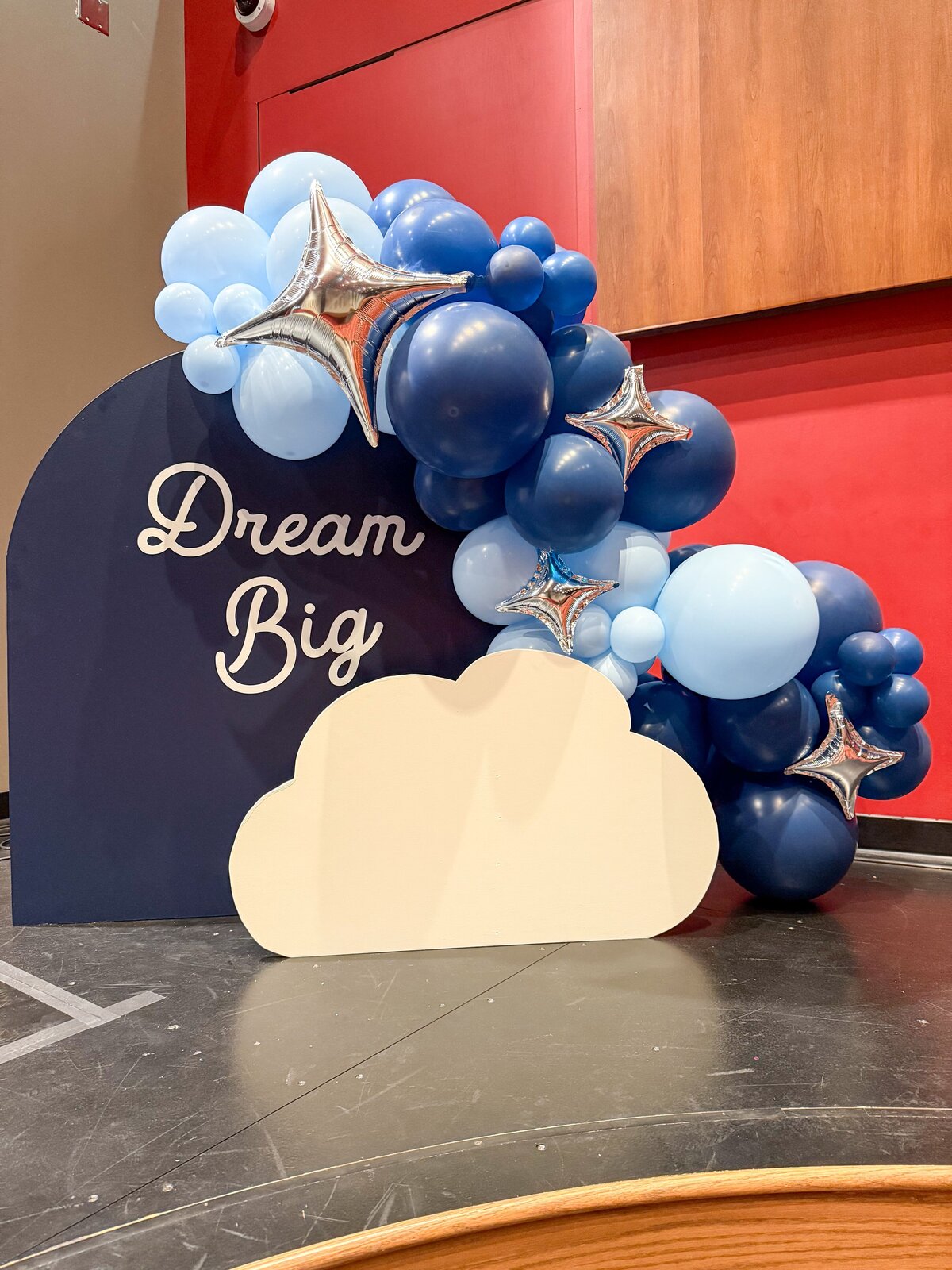 dream big balloons with clouds and stars