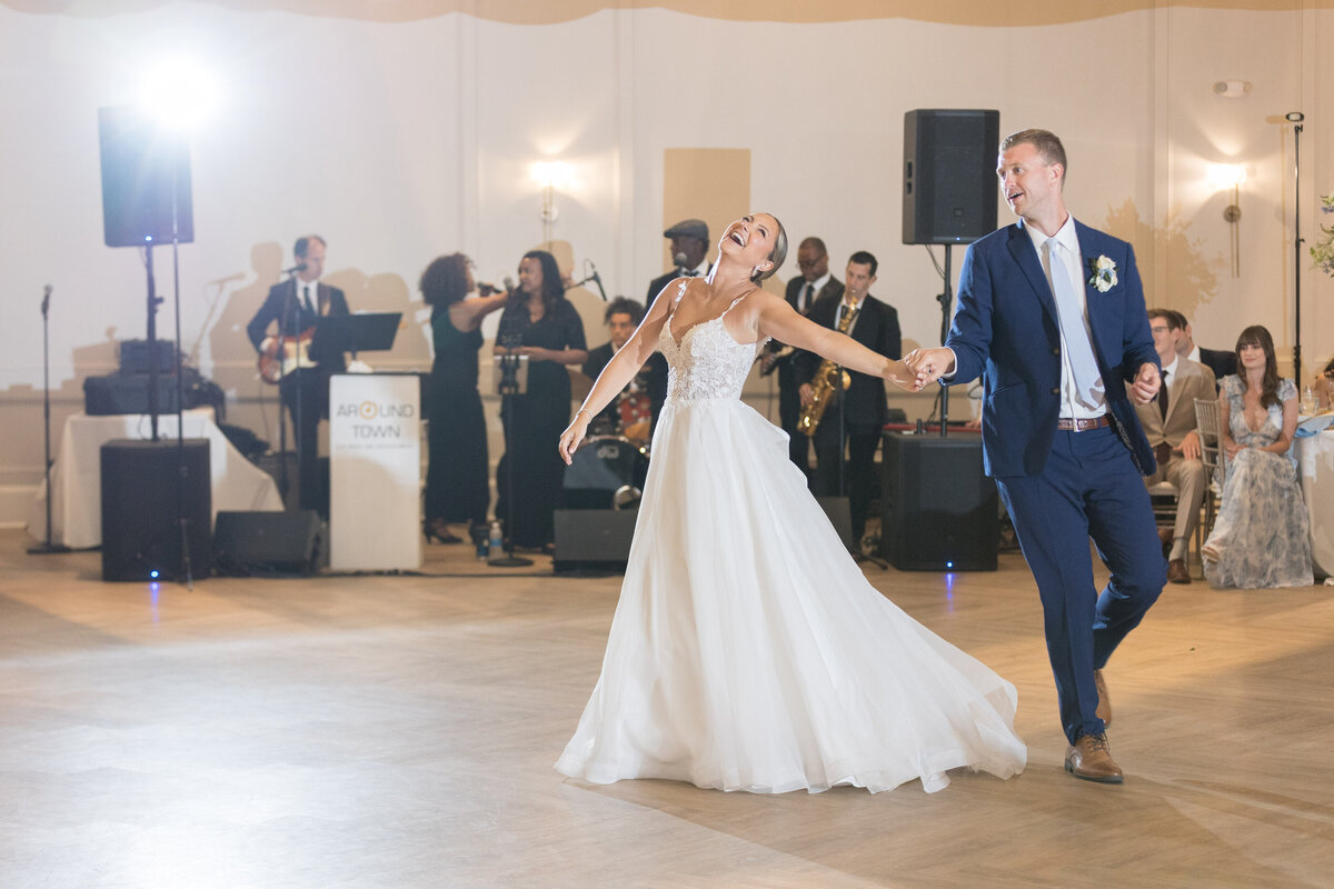 SouthJerseyWeddingPhotographer_RenaultWInery_77