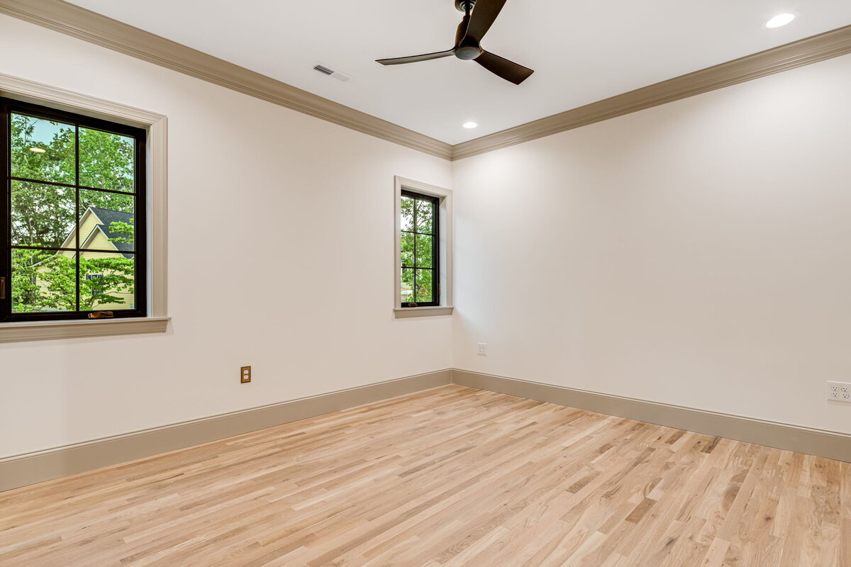 44-web-or-mls-31-baxter-woods-ln