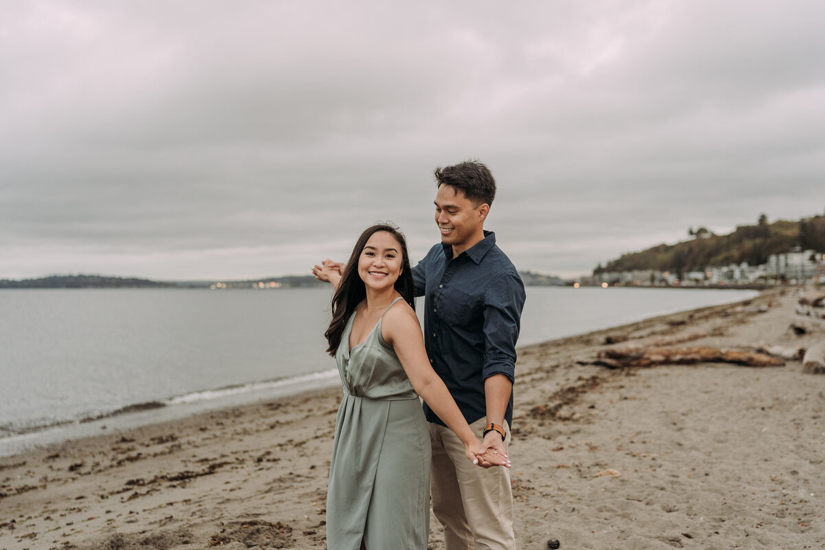 Joyce Li Photography Destination Wedding Elopement Engagement Lifestyle Portrait Photographer West Coast Seattle Washington California alkibeachengagement-10