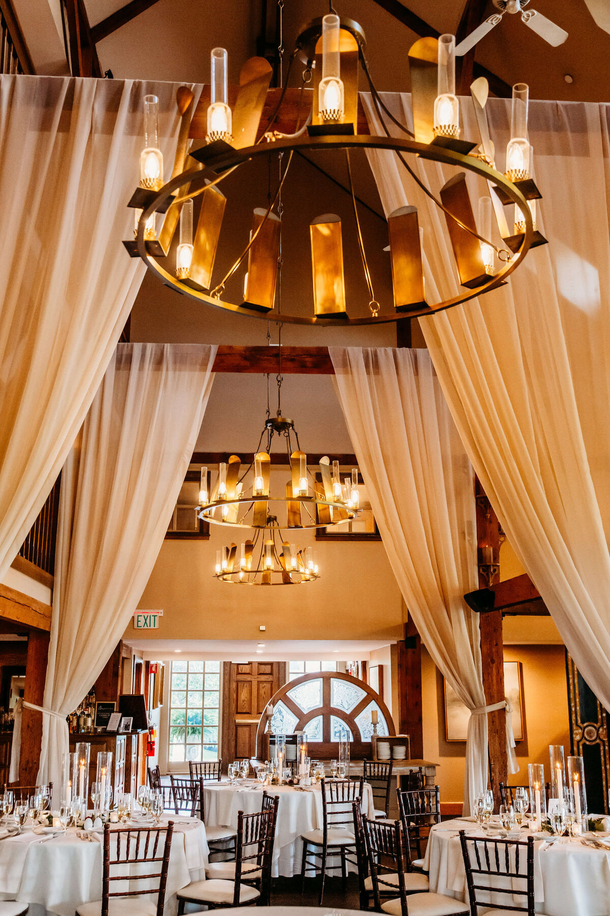 New_Hampshire_Wedding_Photographer_Bedford_Village_Inn-48
