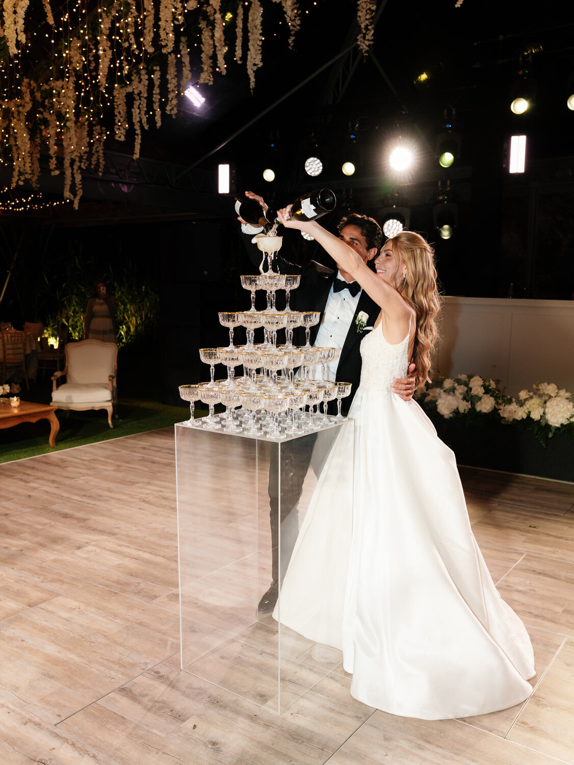 Chic-Island-Art-And-Taste-The-Residence-Wedding-107