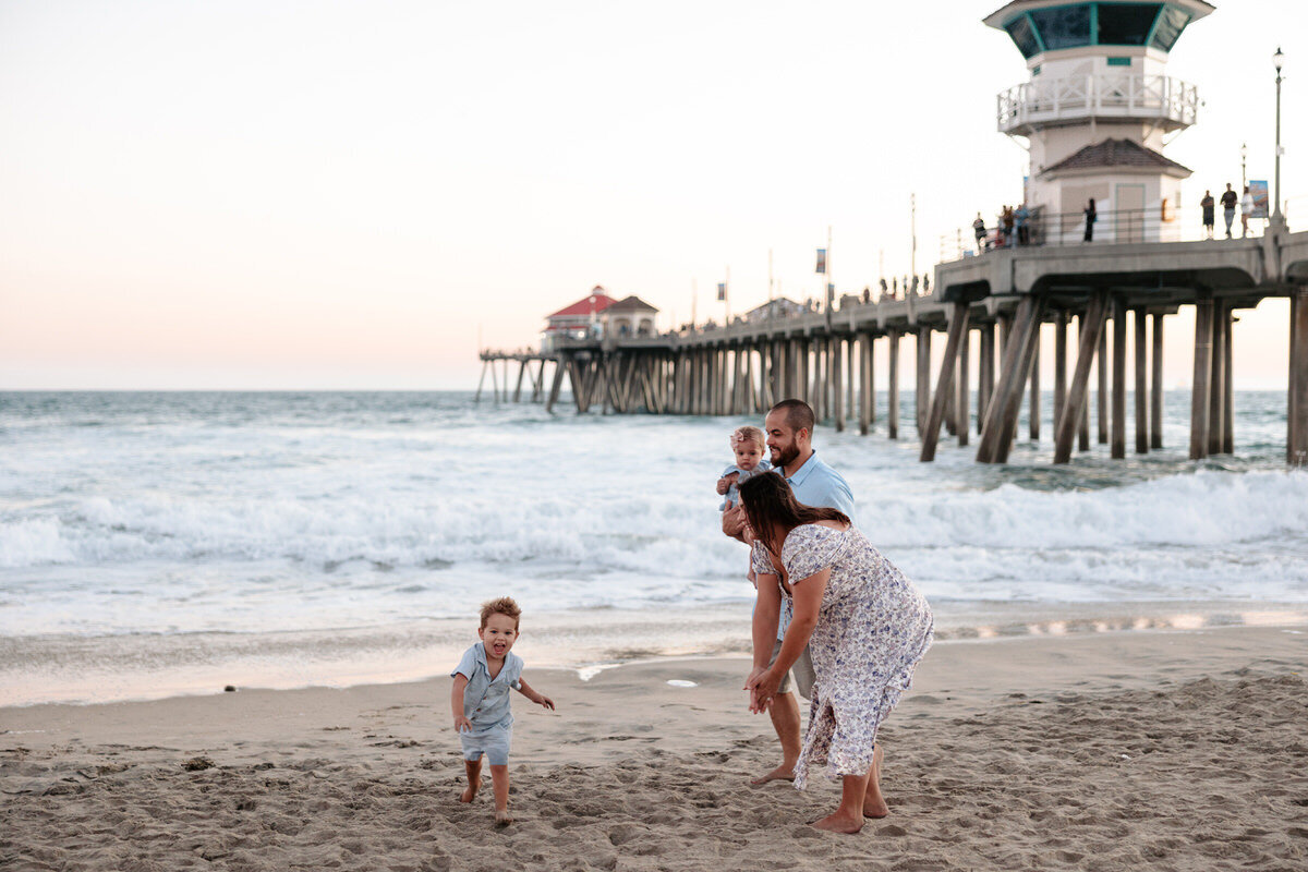 huntington-beach-lally-family-laurenkovacikphotography-148
