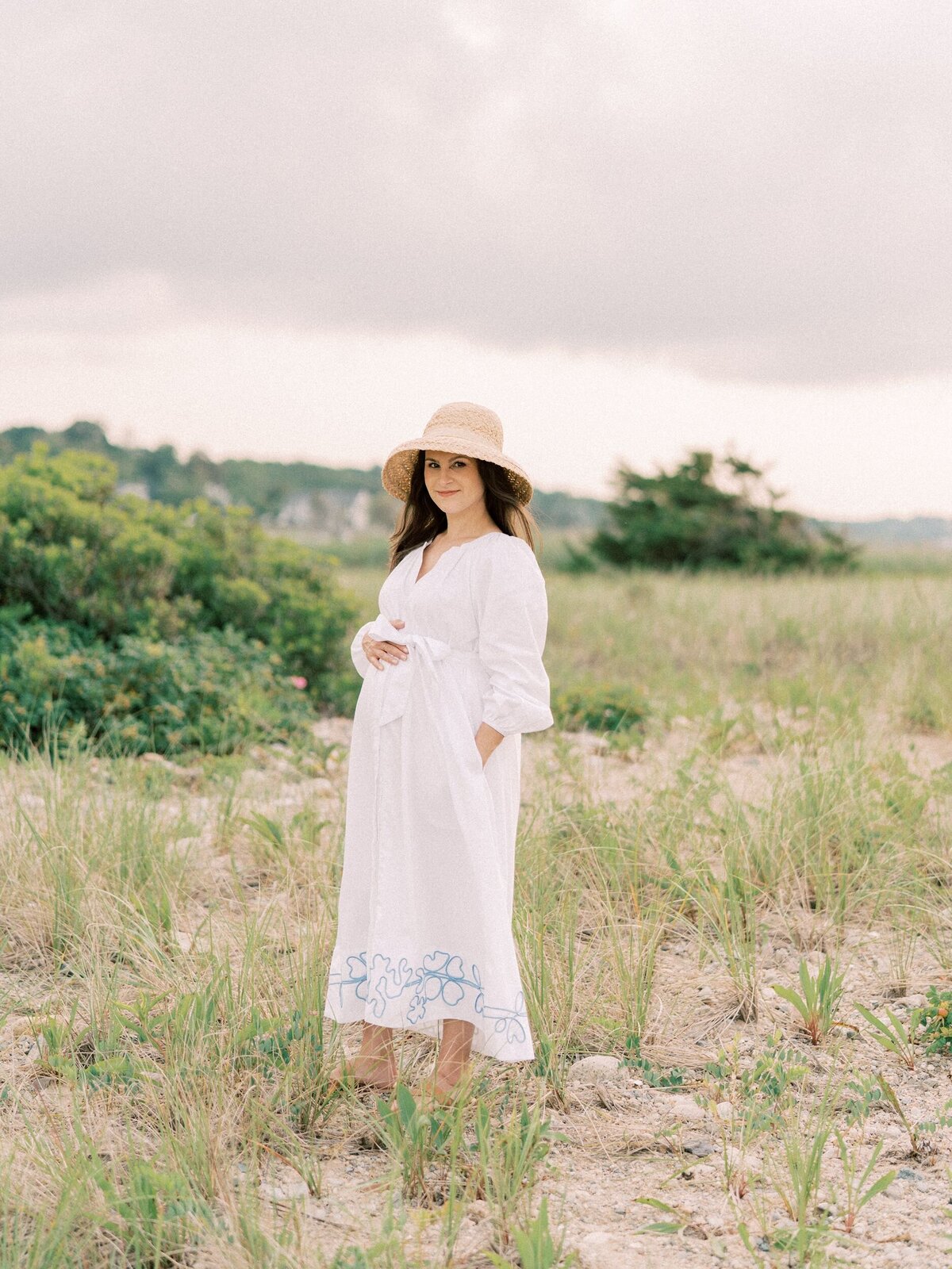 Witman family beach maternity session in Massachusetts gallery