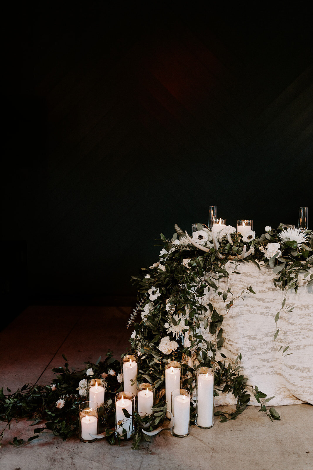 6. Surf-Hotel-Wedding-Reception-Details-26