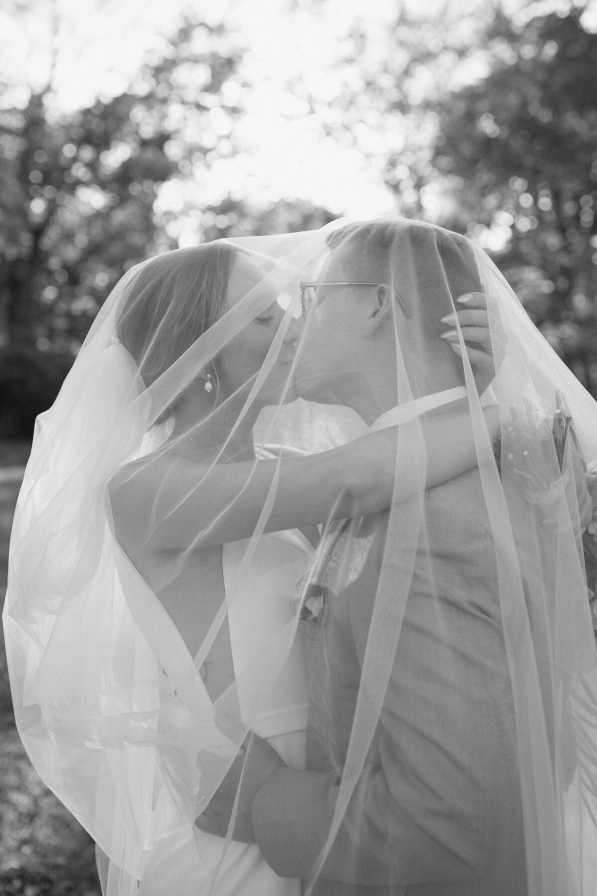 The-Smiths-Overland-Park-Wedding-466