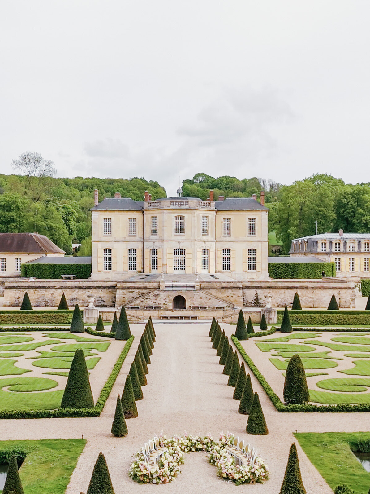 Chateau-de-Villette-Wedding-Photographer-Luxury-3