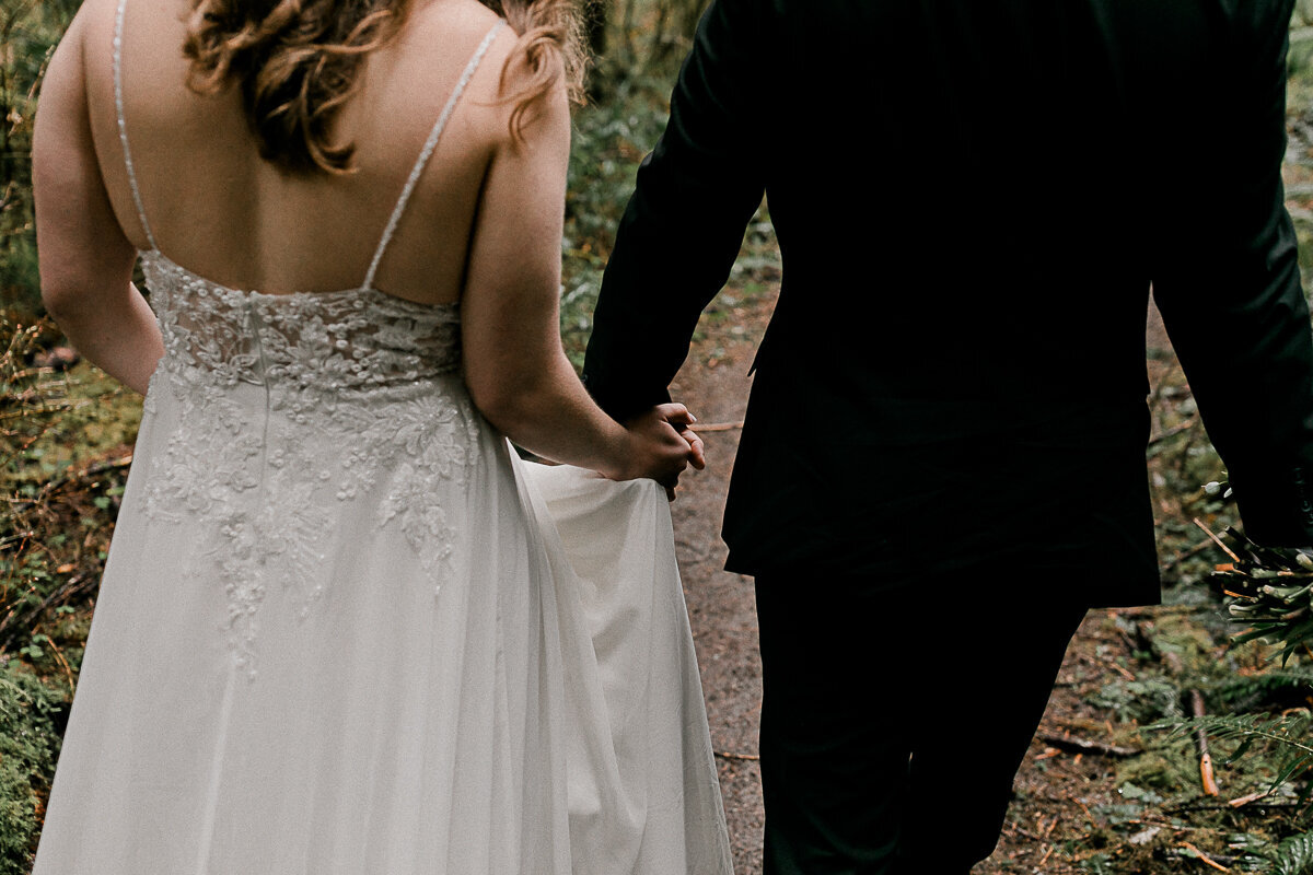 washingtonelopementphotographer-fernacreswedding-forkswashingtonwedding-pnwelopement-73