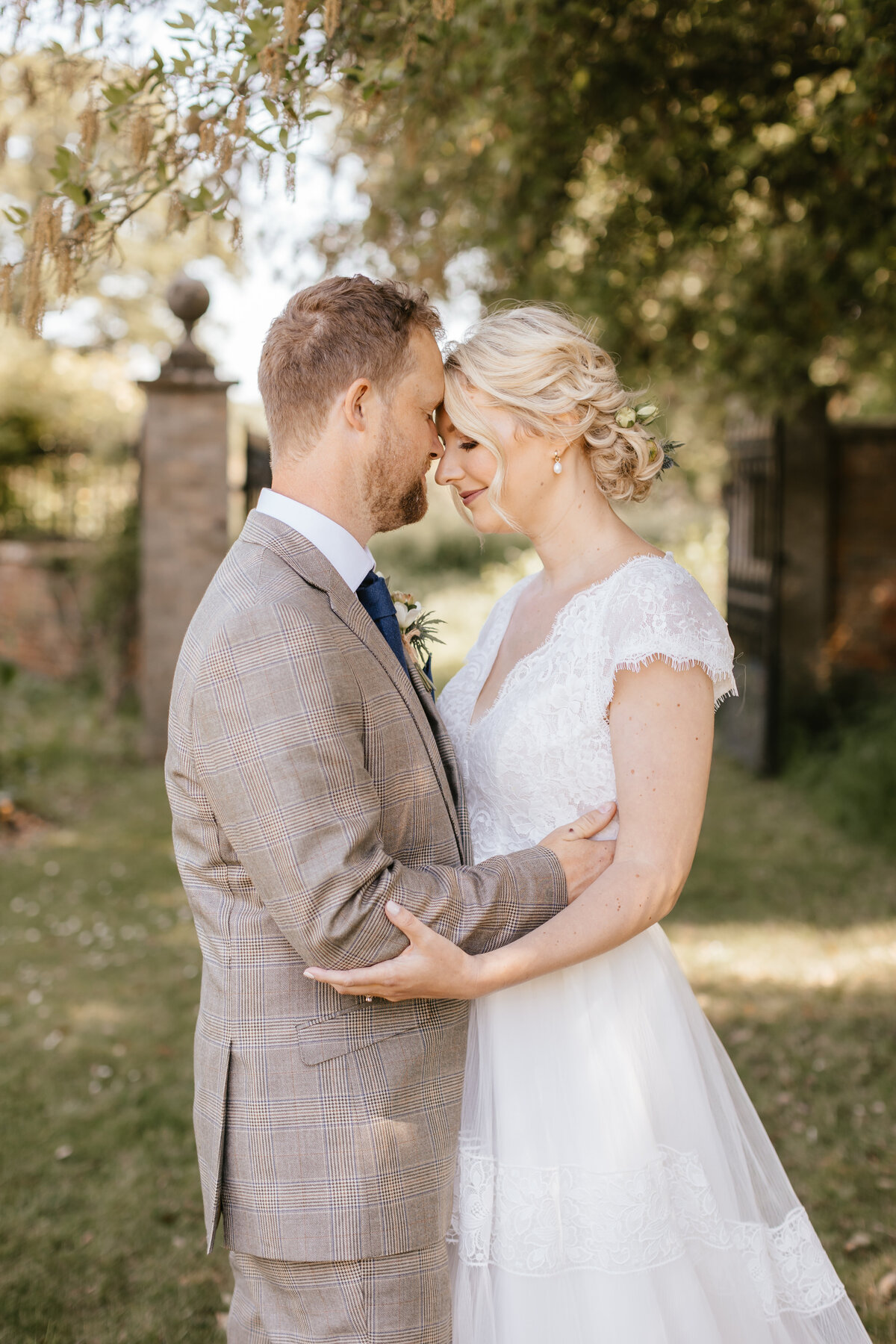 suffolk wedding photography relaxed authentic