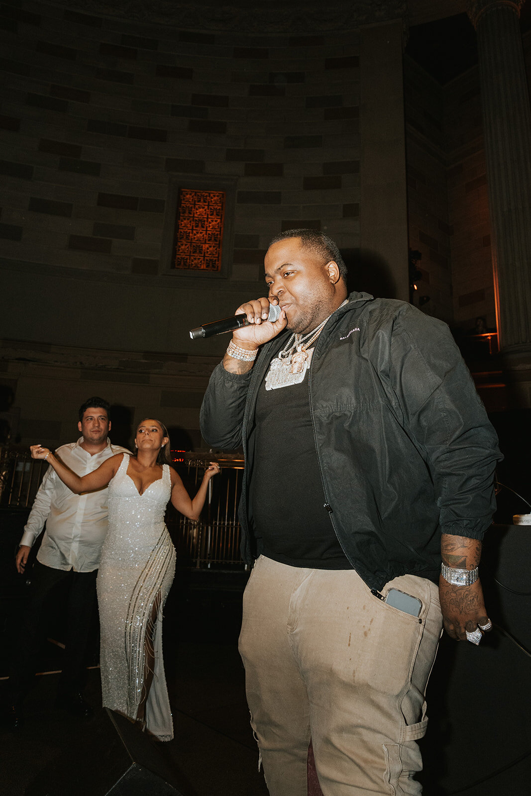 CORRIE-ZACH-NYC-WINTER-WEDDING-AT-GOTHAM-HALL_PHOTOS_BY_MARIA_B_LUNG_1471