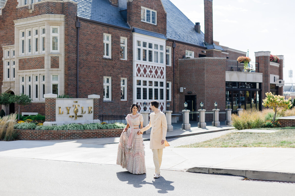 kasia-sicka--photography-lytle-park-hotel-cincinnatiohio-wedding-photographer-cincinnati-art-museum-shaina-perry-wedding