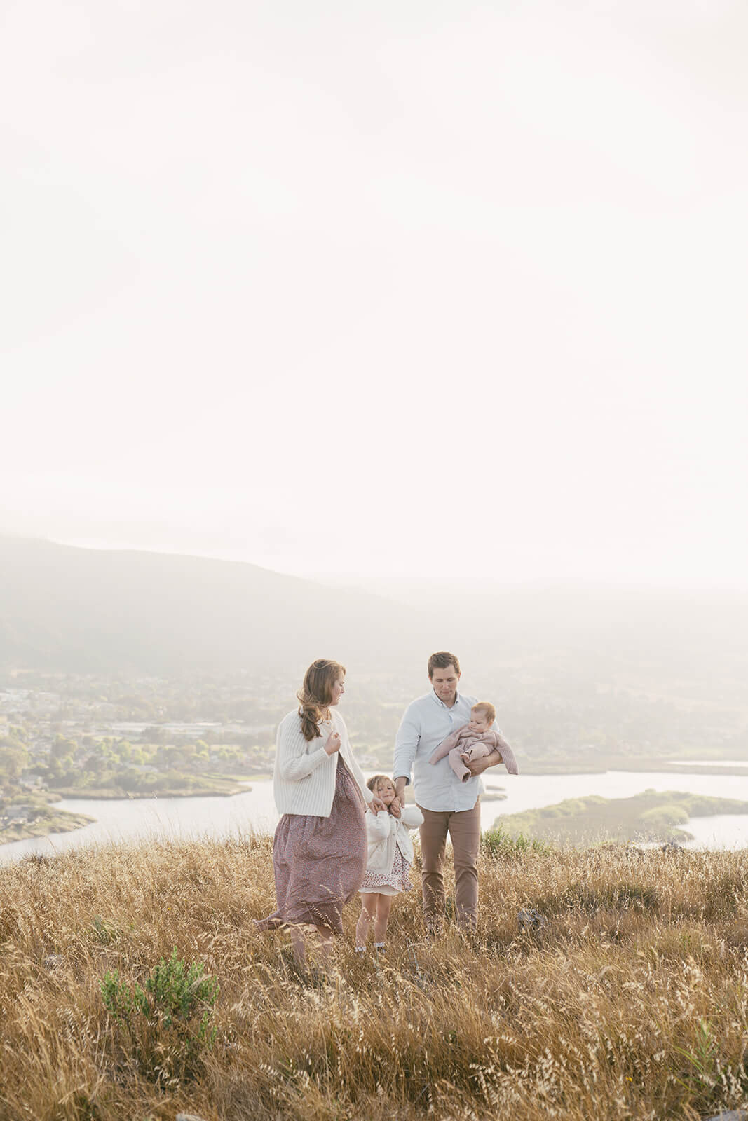 Countryside lifestyle family photos in San Luis Obispo by Photography by Samantha Anne