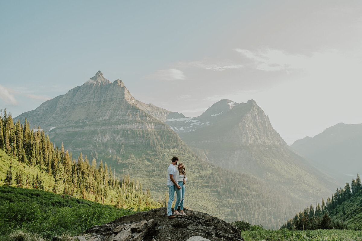 presley-gray-glacier-national-park-engagement-0829