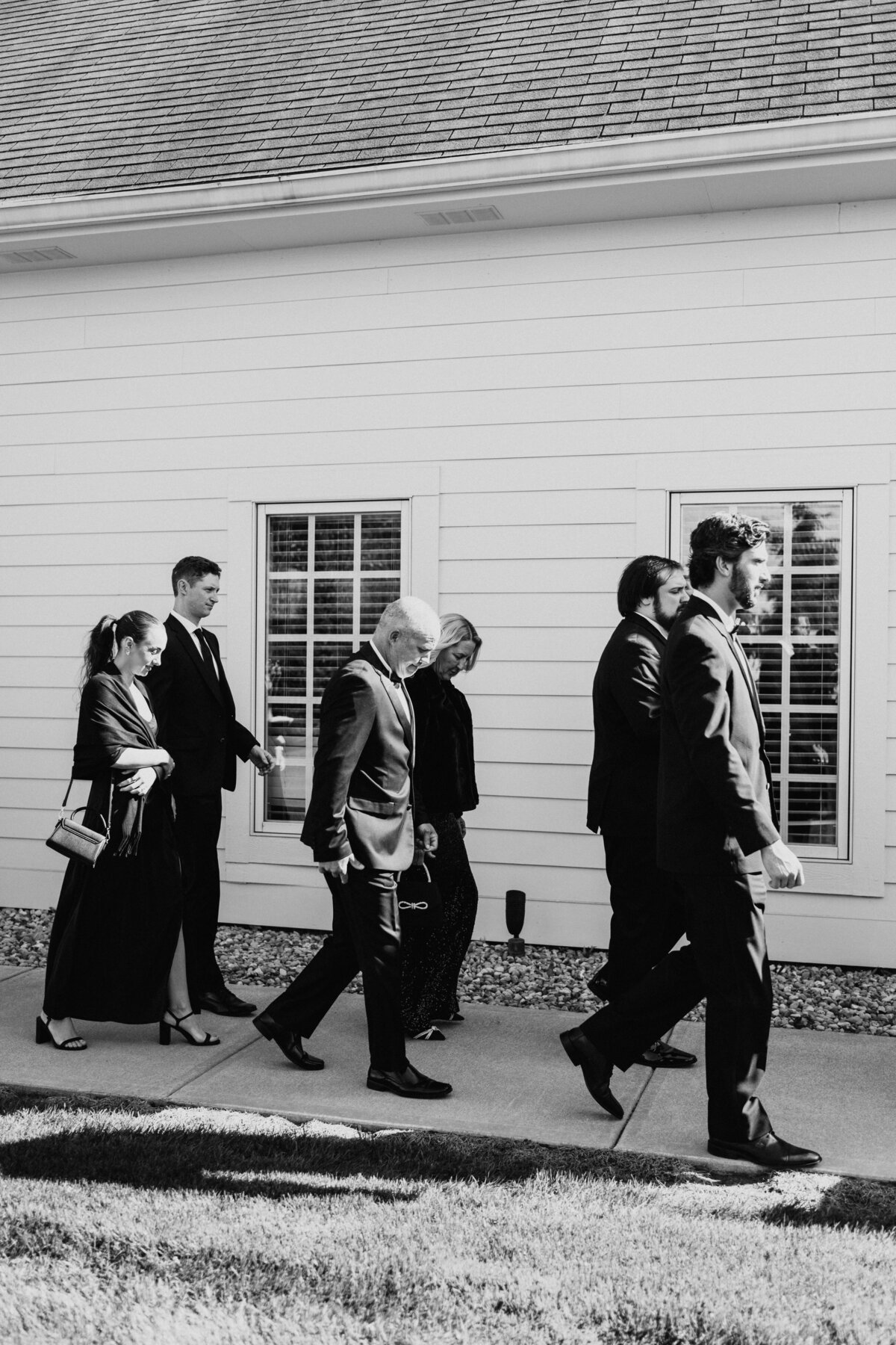 Guests walking to Reception