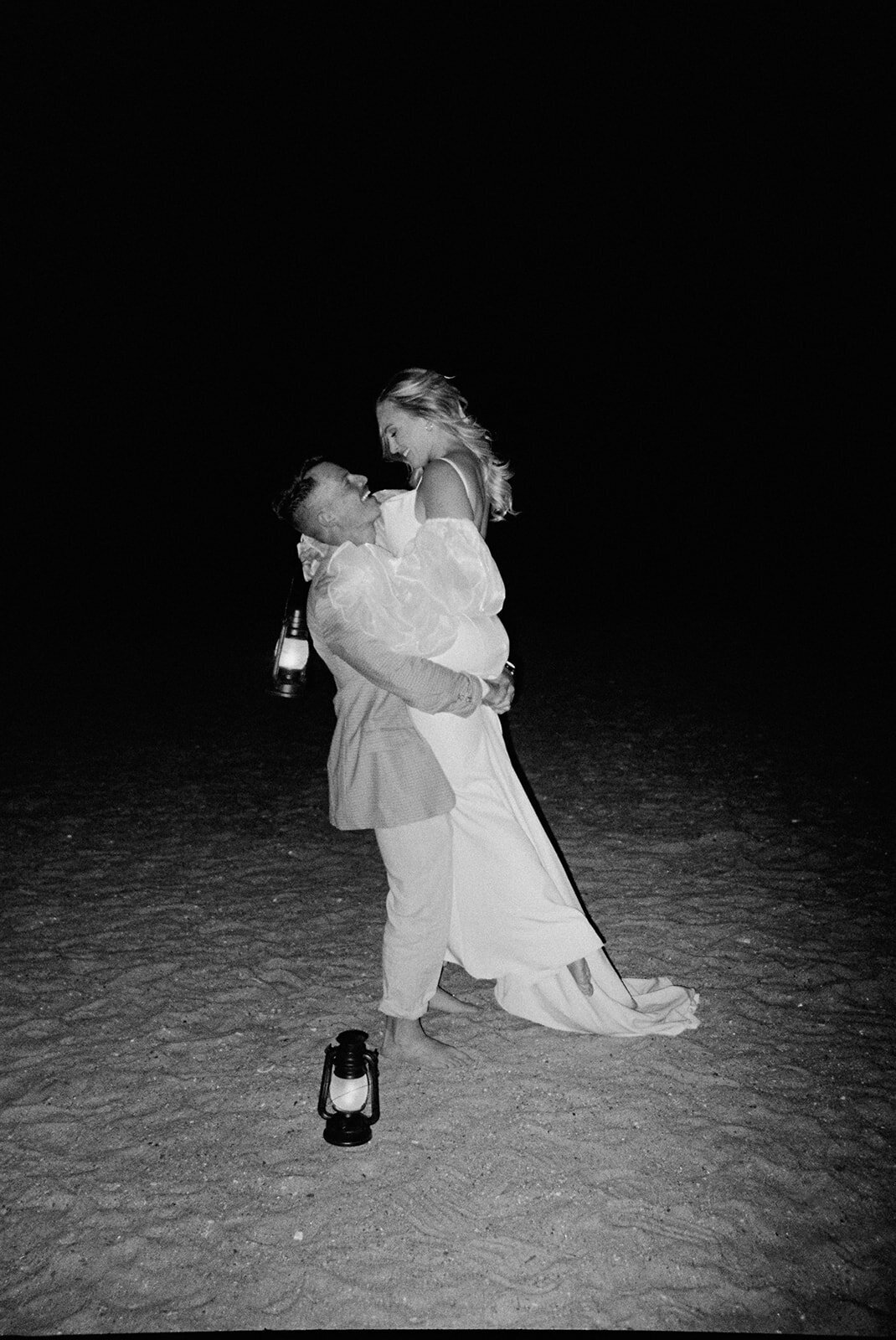 wedding-elegant-timeless-film-vintage-contax-olympus-129