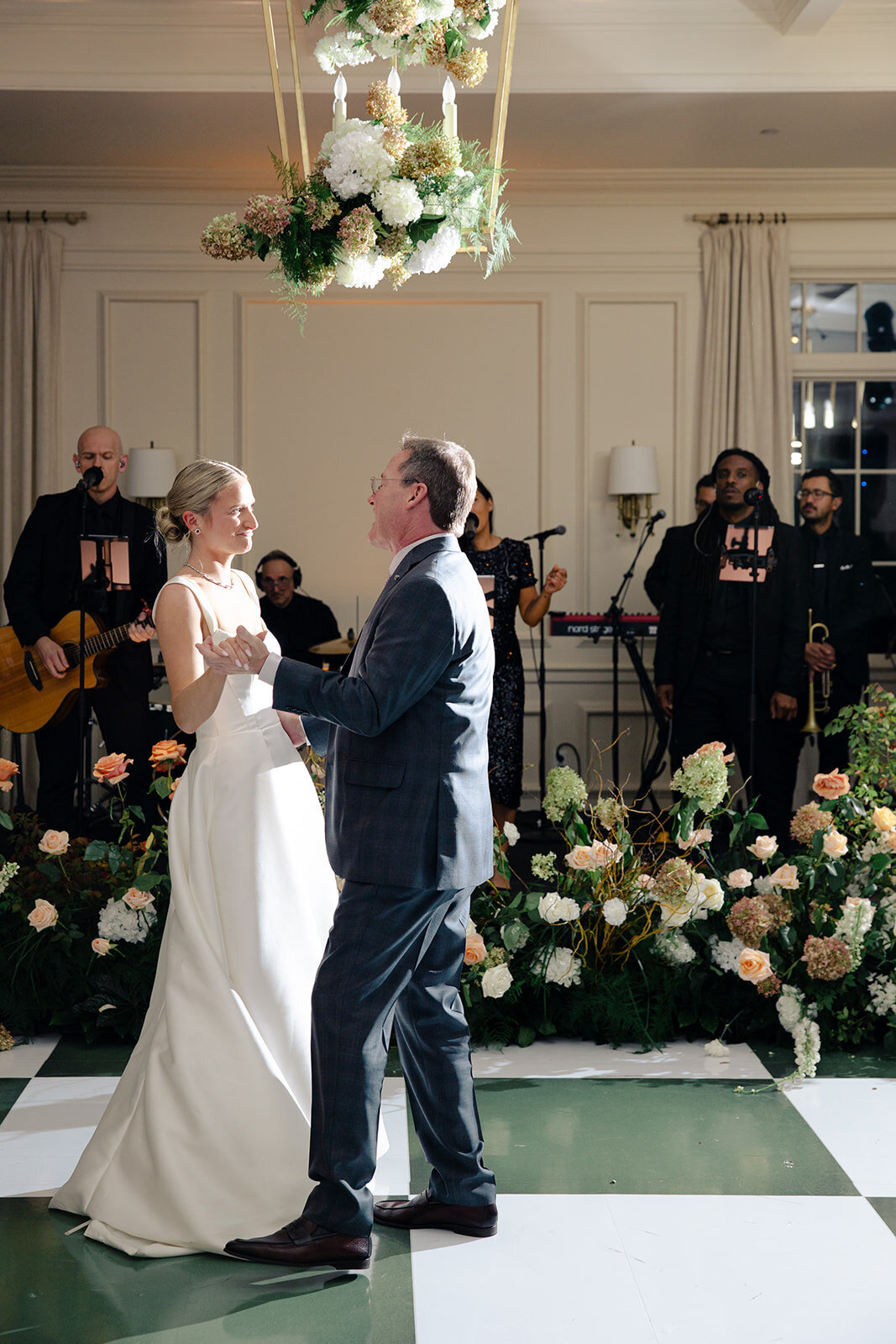 father-daughter-dance-at-woodway-country-club-ct
