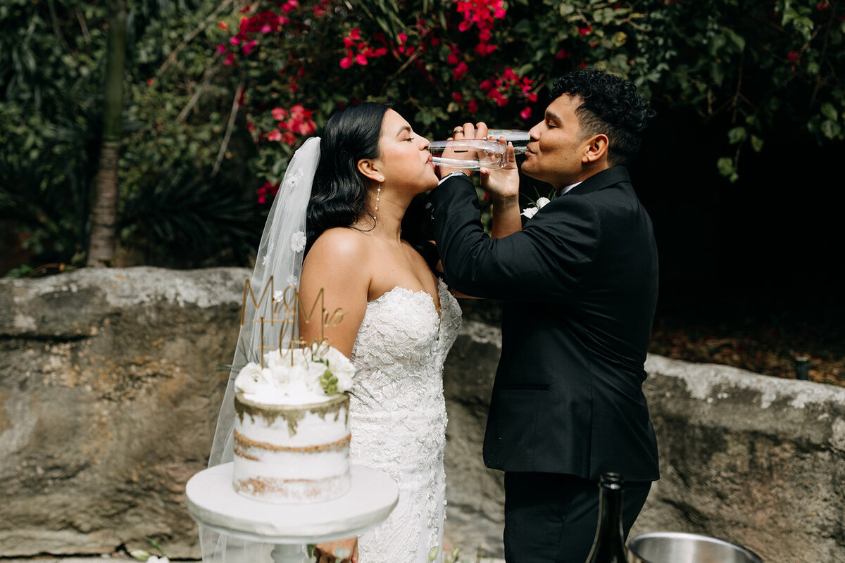 amber-whorter-sunken-gardens-florida-elopement-chantilly-chic-celebrations-16