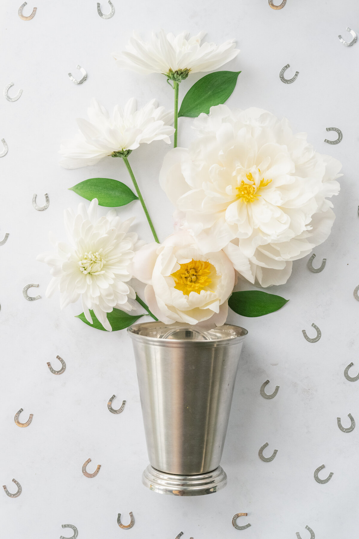 Kentucky spring wedding at my old ky home florals emma v photography wedding party portraits ideas photographer detail photos flat lay florals