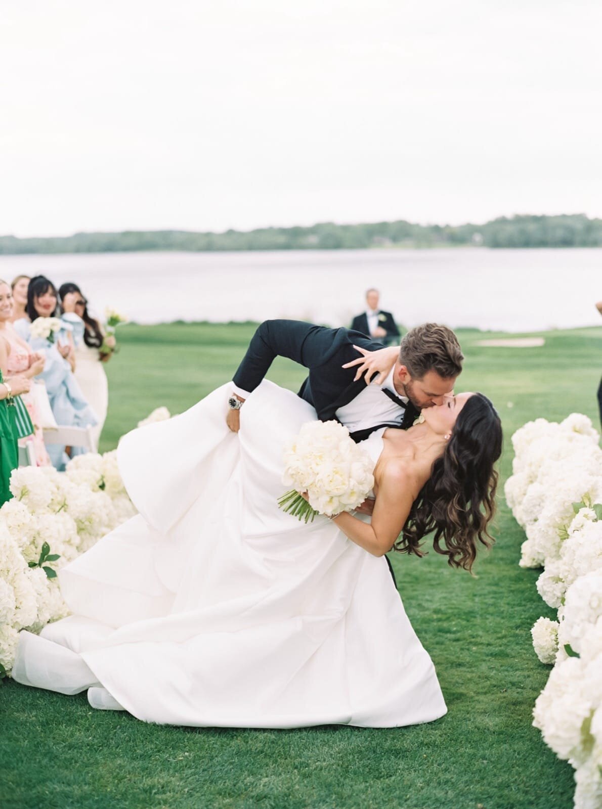 2025_05_17 Jenna + Gray Lake Club Wedding-web-00084