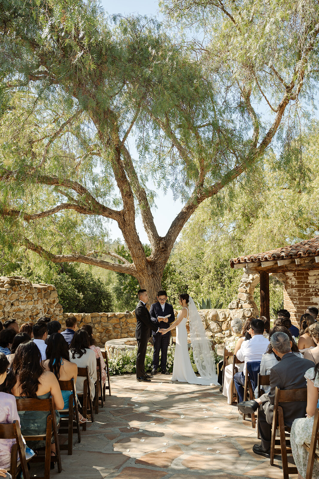 meagan-hilss-events-outdoor-ceremony-layout