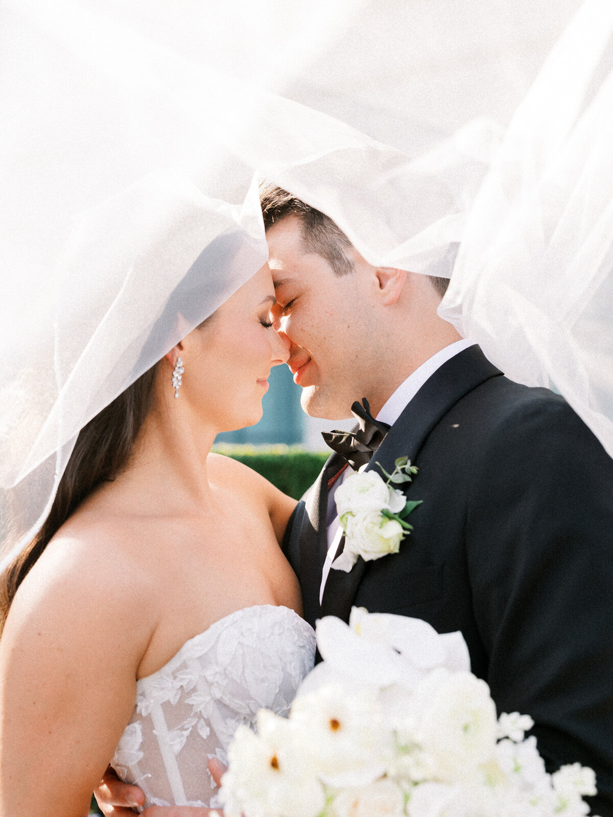 anne-troxel-photography-luxury-pittsburgh-wedding-nemacolin-woodlands-lgbtq-light-and-airy-90