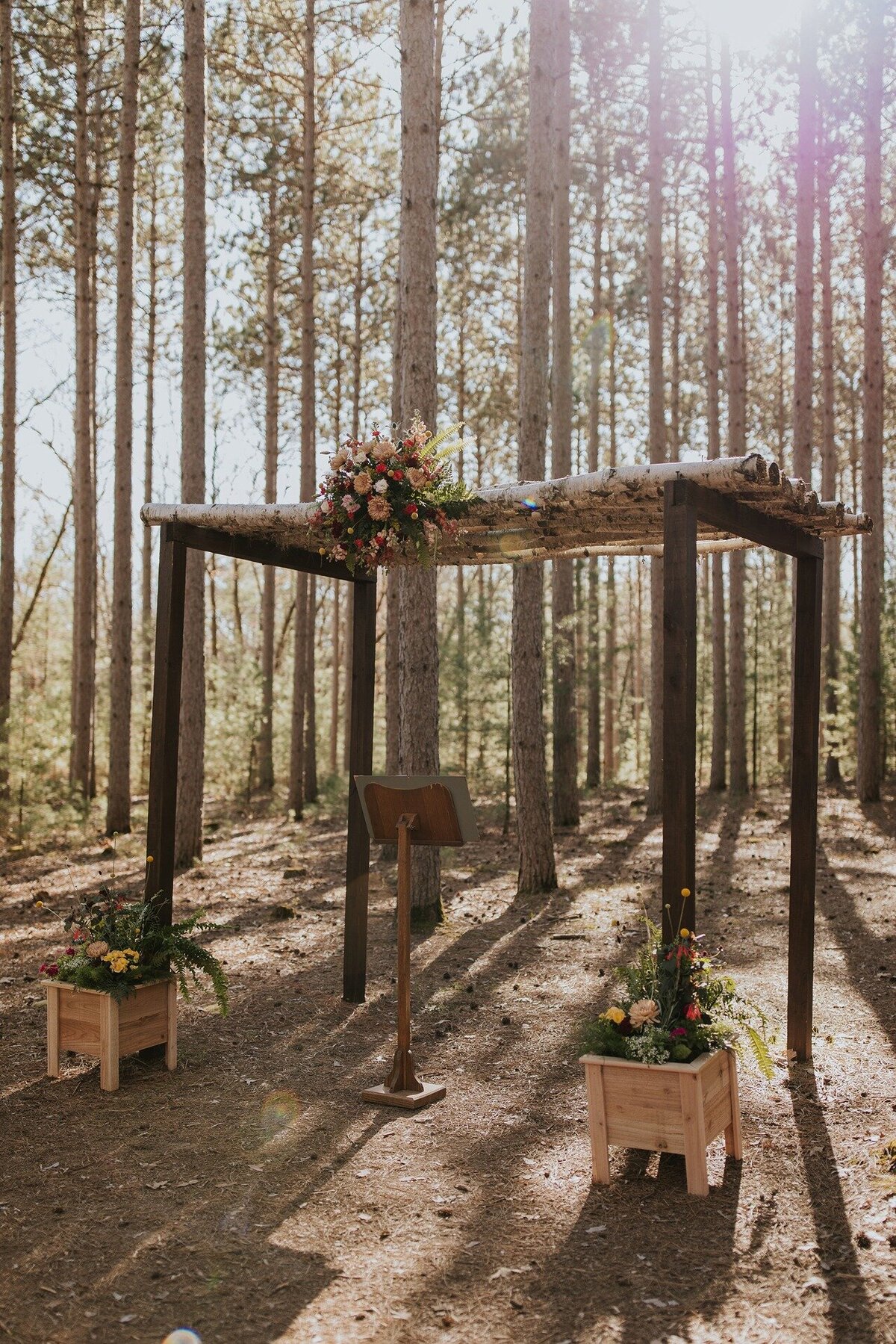 burlap-and-bells-wisconsin-wedding-venue-08