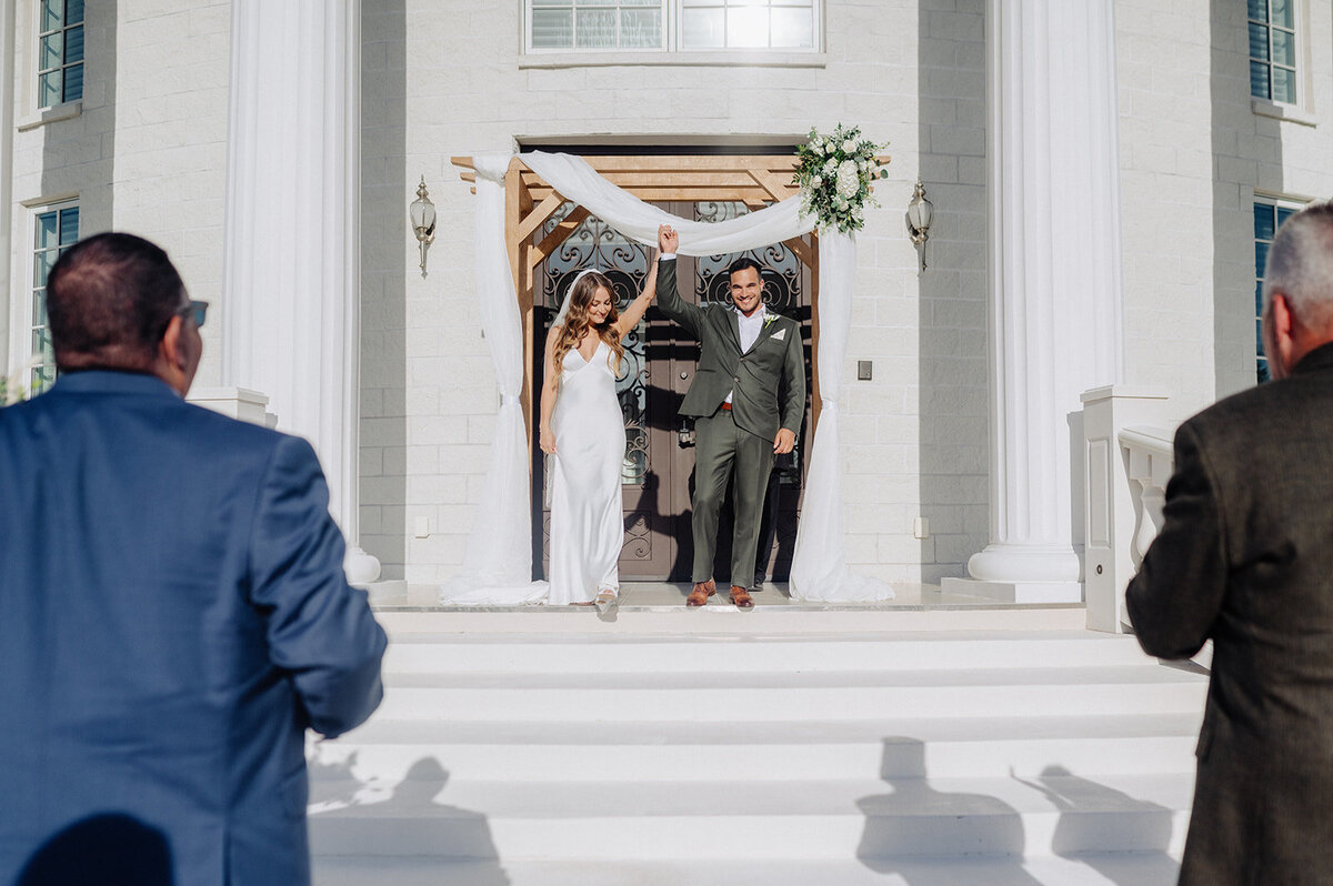 arron-mcneile-photo-whitehurst-gallery-florida-elopement-chantilly-chic-celebrations-7