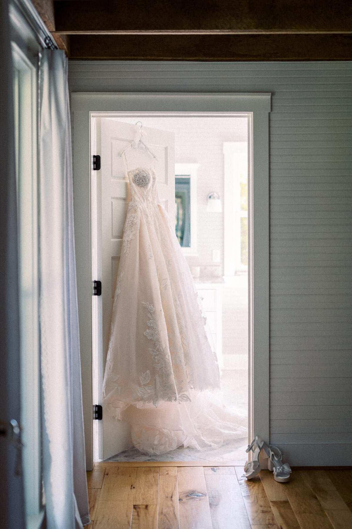 Private Estate Wedding Photographer - Hunter and Sarah Photography-1