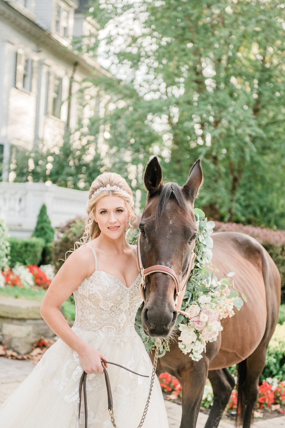 Beautiful bride at her columbus wedding planned by sirpilla soirees