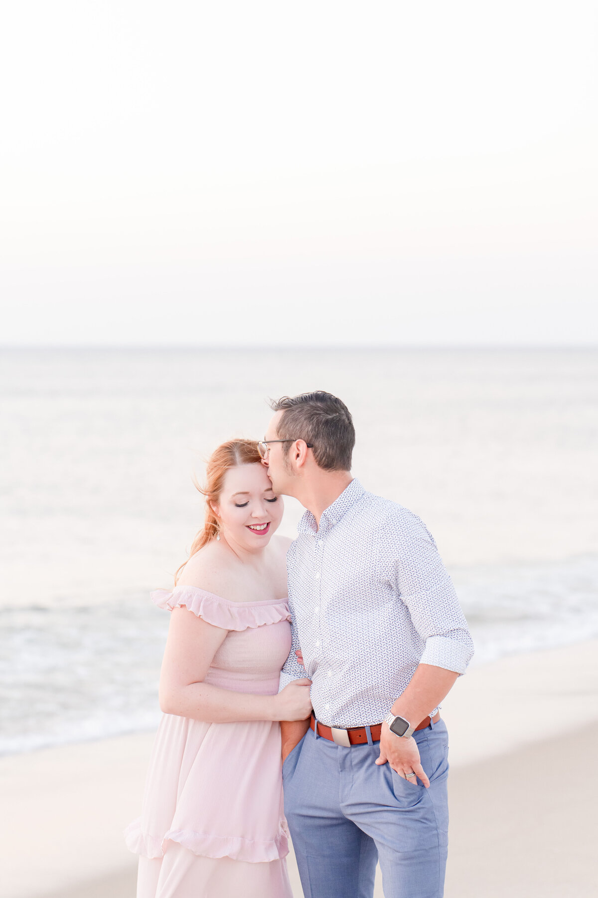 Sunrise-beach-engagement-session-in-indiana