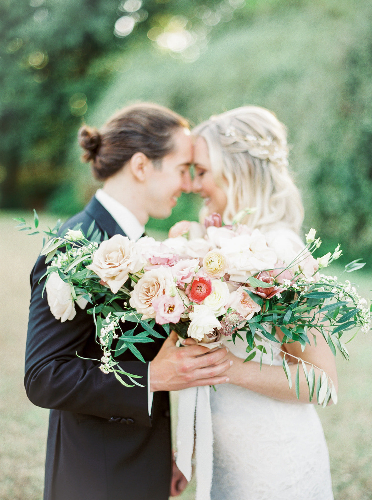 Romantic Garden Party at Clark Gardens Dallas Wedding (15)