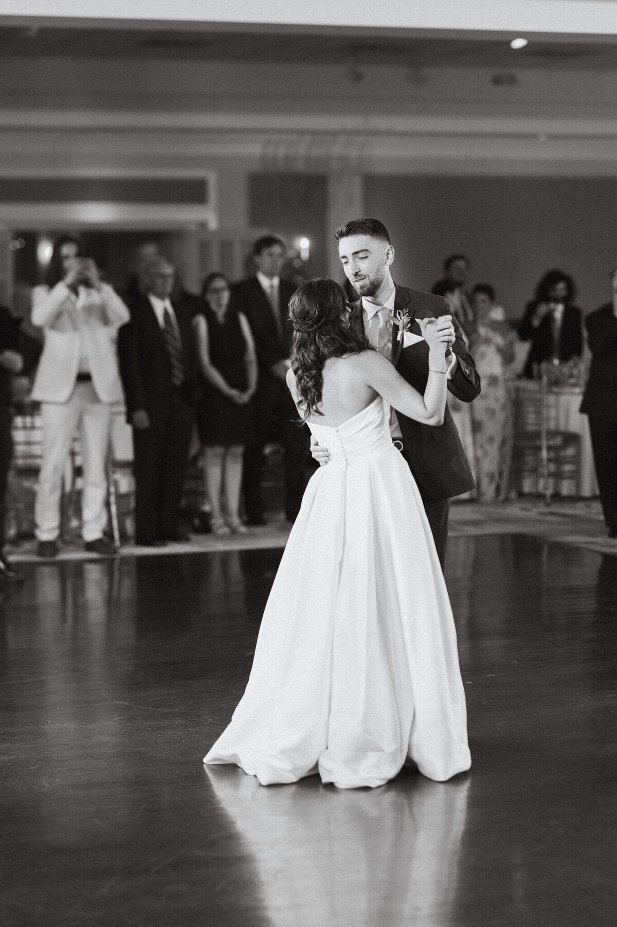 250802-Lauren&Nicholas-BrooklakeCountryClub-Wedding-FlorhamPark-NJ-Previews-Web-155