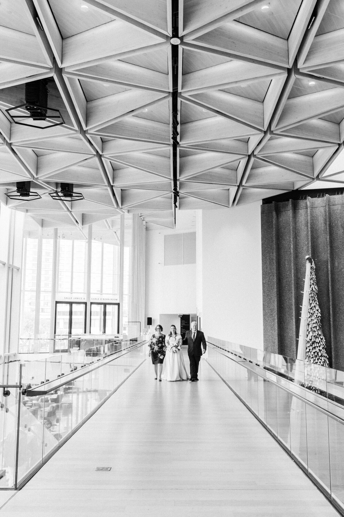 Alexandra & Derek Wedding - Sneak Peeks-42