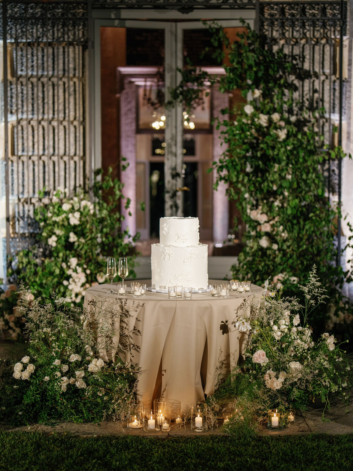 Copy of Dinner_Wedding_L&L_©_Oliver_Fly_Photography_204