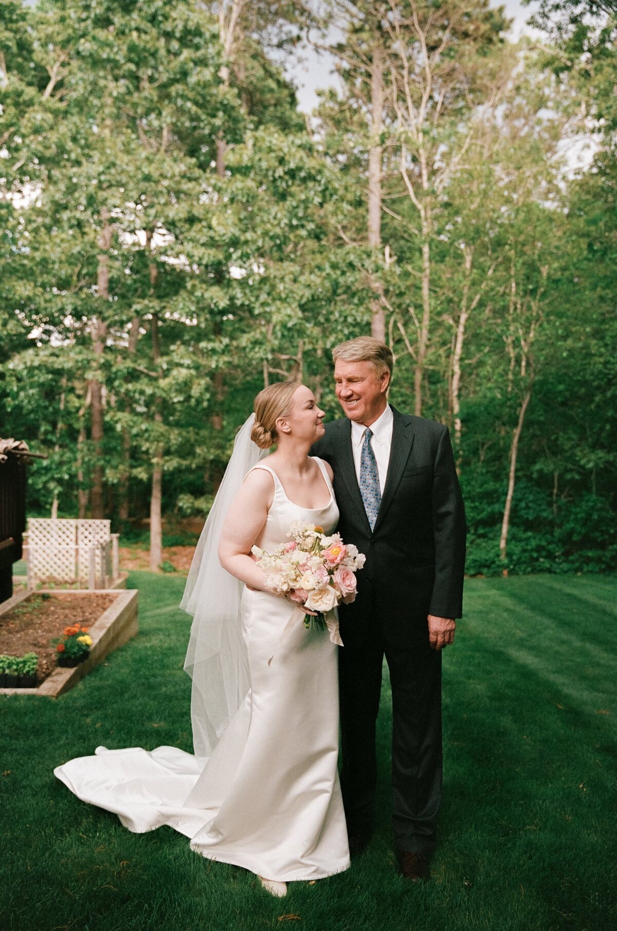 rumphius-farms-boston-wedding-florist-40