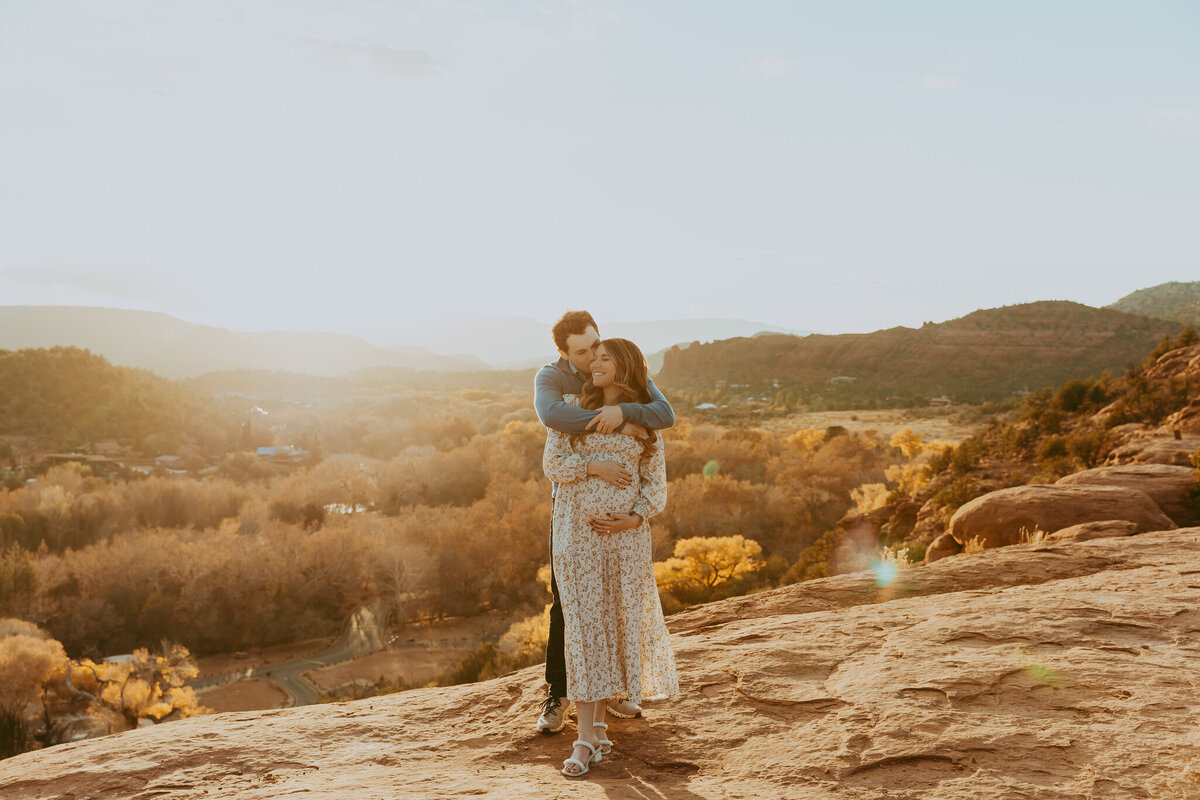 maternity photos in sedona arizona