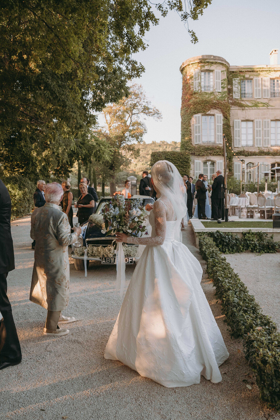 Flora_And_Grace_Editorial_France_Analog_Editorial_Wedding_Photographer (1 von 1)-142