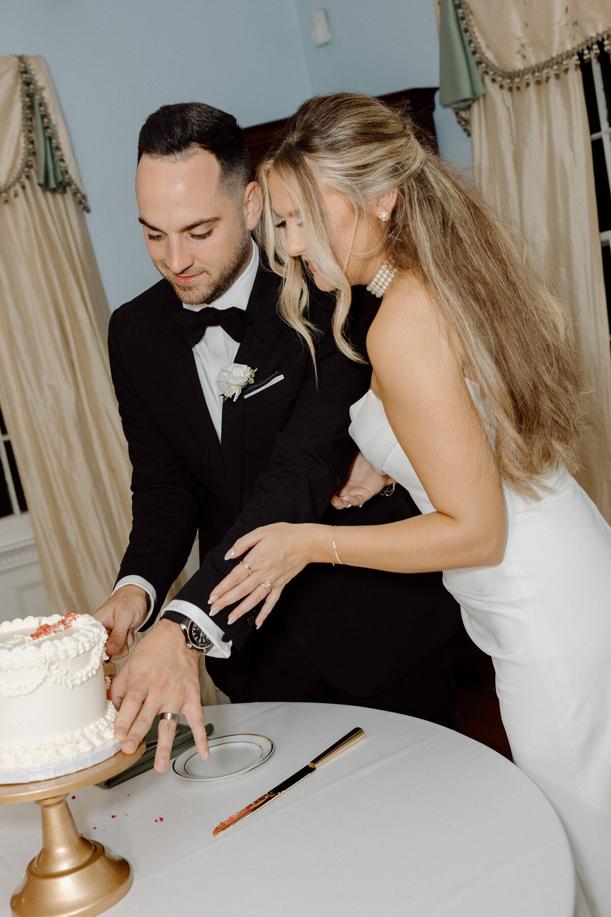 Timeless-Charleston-Tent-Garden-Party-Wedding-PC7A2805