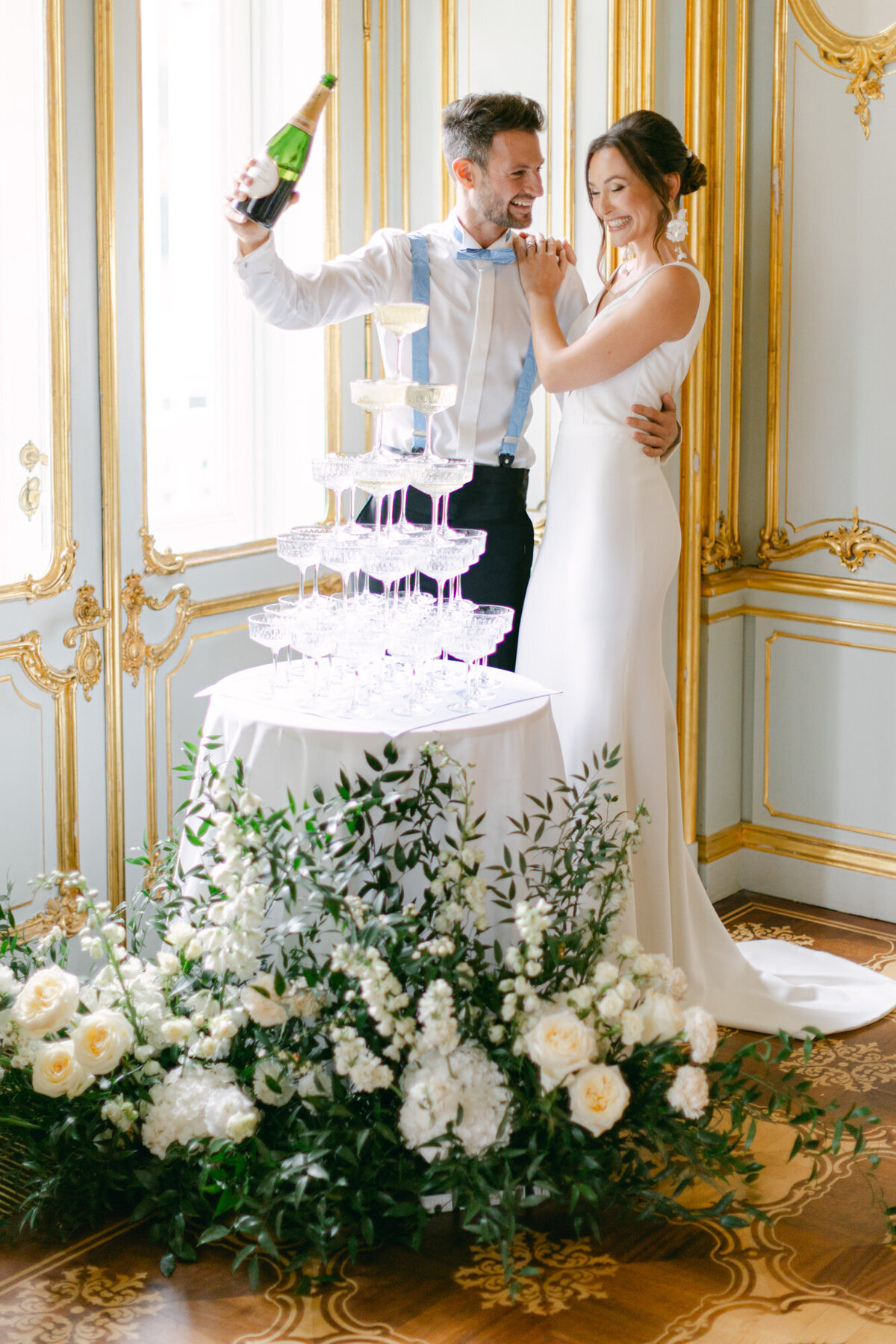 majestic champagne tower of a US destination wedding in Vienna Austria